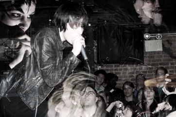 CRYSTAL CASTLES