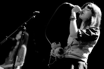 SCHOOL OF SEVEN BELLS-CLICK